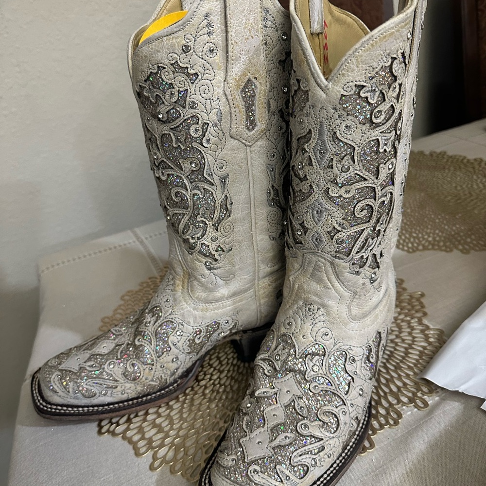 Women's Embellished Western Boots